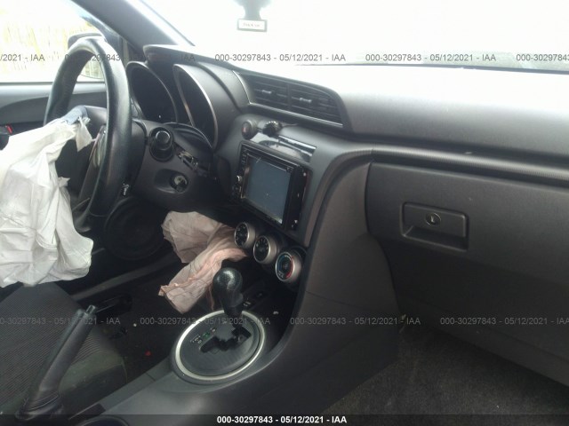 Photo 4 VIN: JTKJF5C71C3035053 - SCION TC 