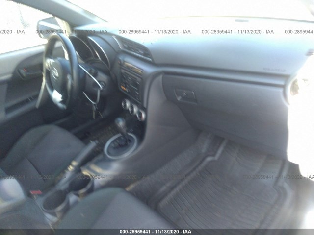 Photo 4 VIN: JTKJF5C71D3055952 - SCION TC 