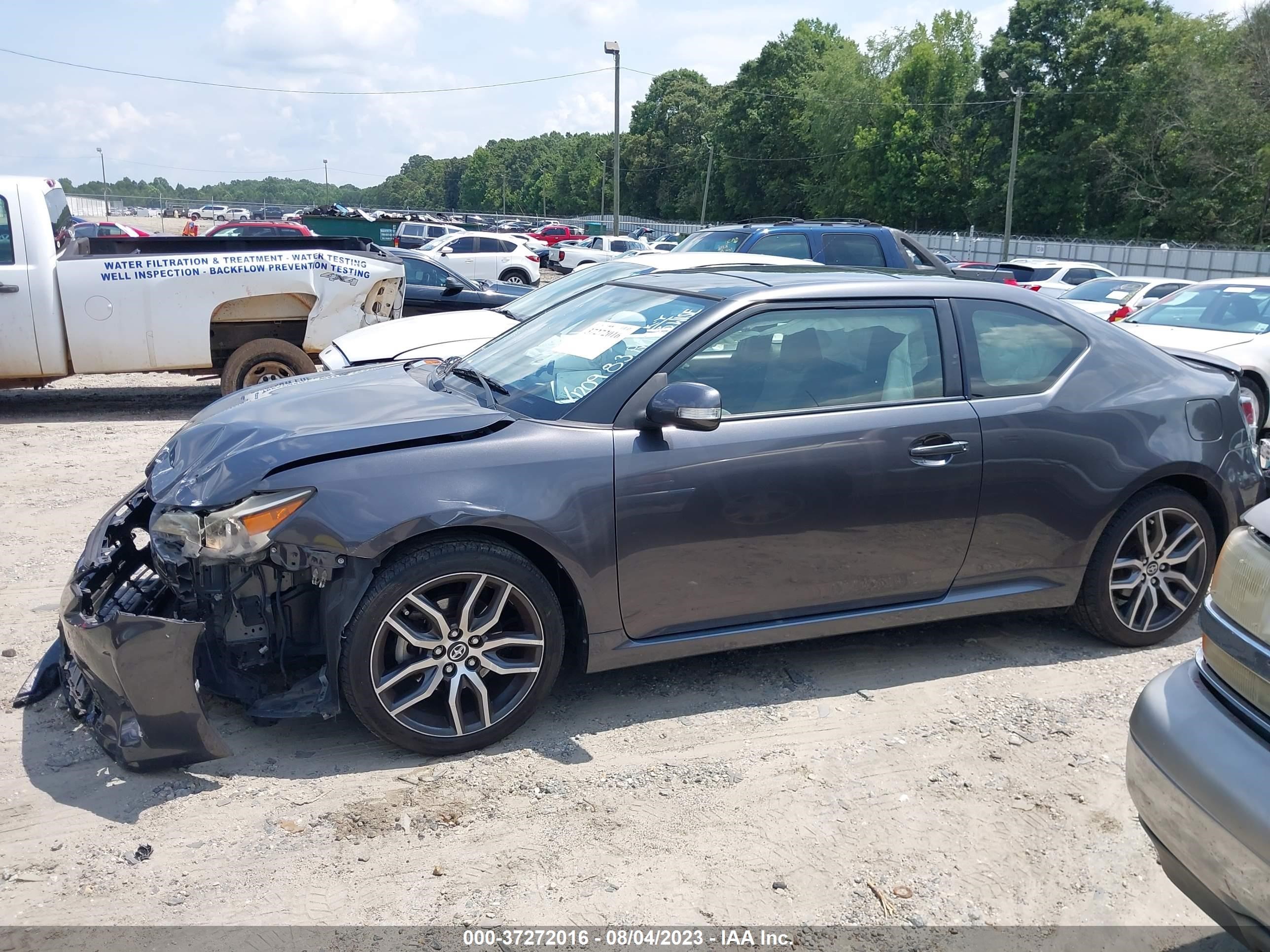 Photo 13 VIN: JTKJF5C71FJ001209 - SCION TC 