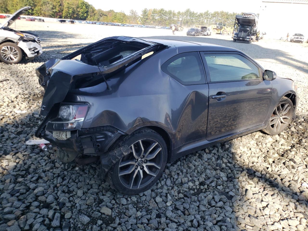 Photo 2 VIN: JTKJF5C71FJ003574 - SCION TC 