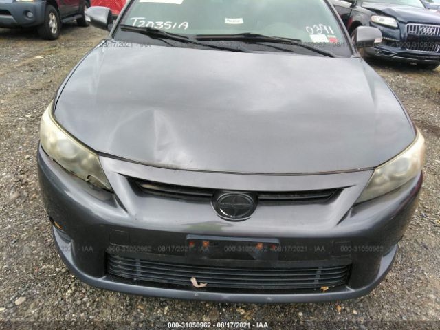 Photo 5 VIN: JTKJF5C72B3000391 - SCION TC 