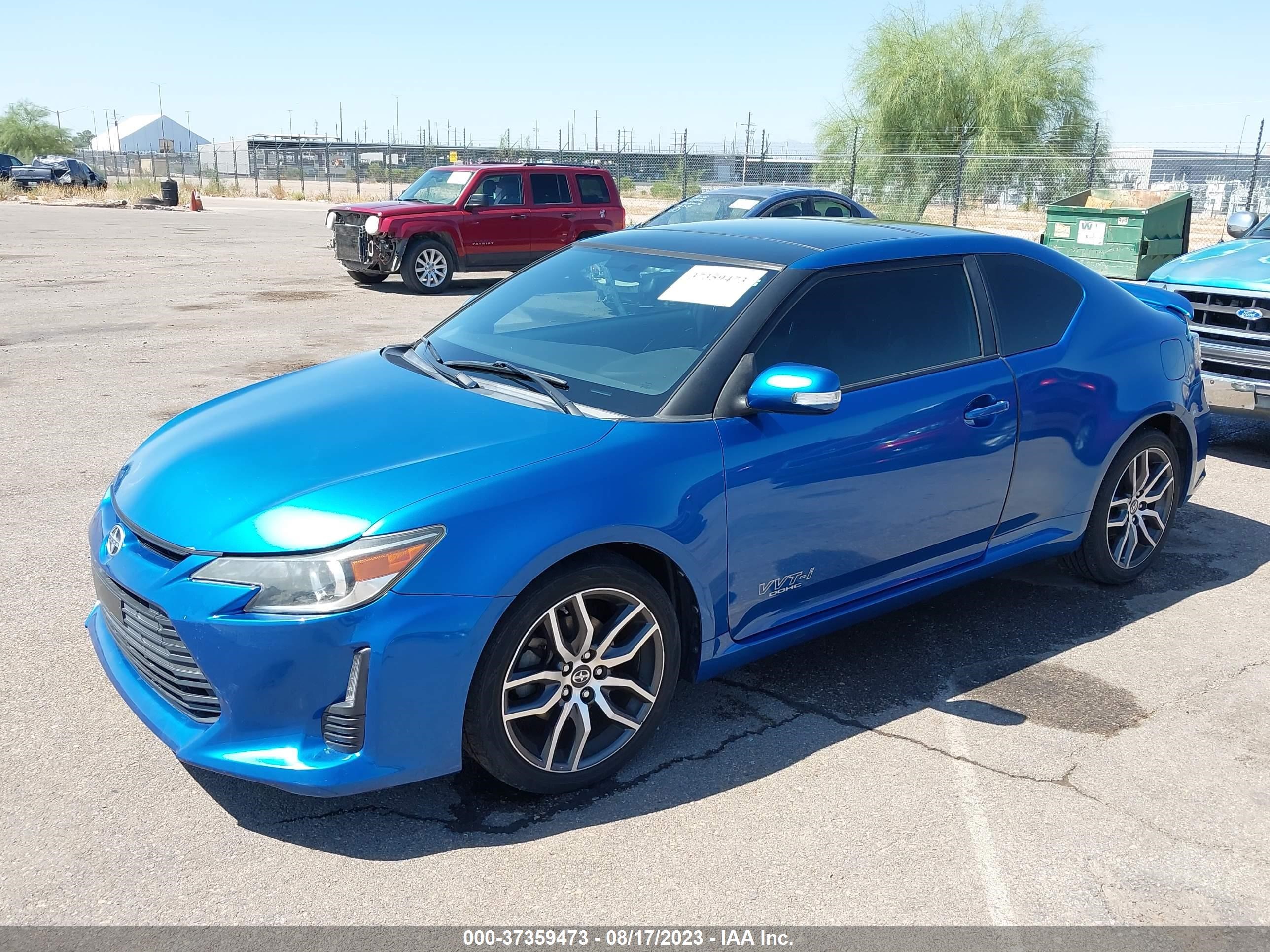 Photo 1 VIN: JTKJF5C72FJ002143 - SCION TC 