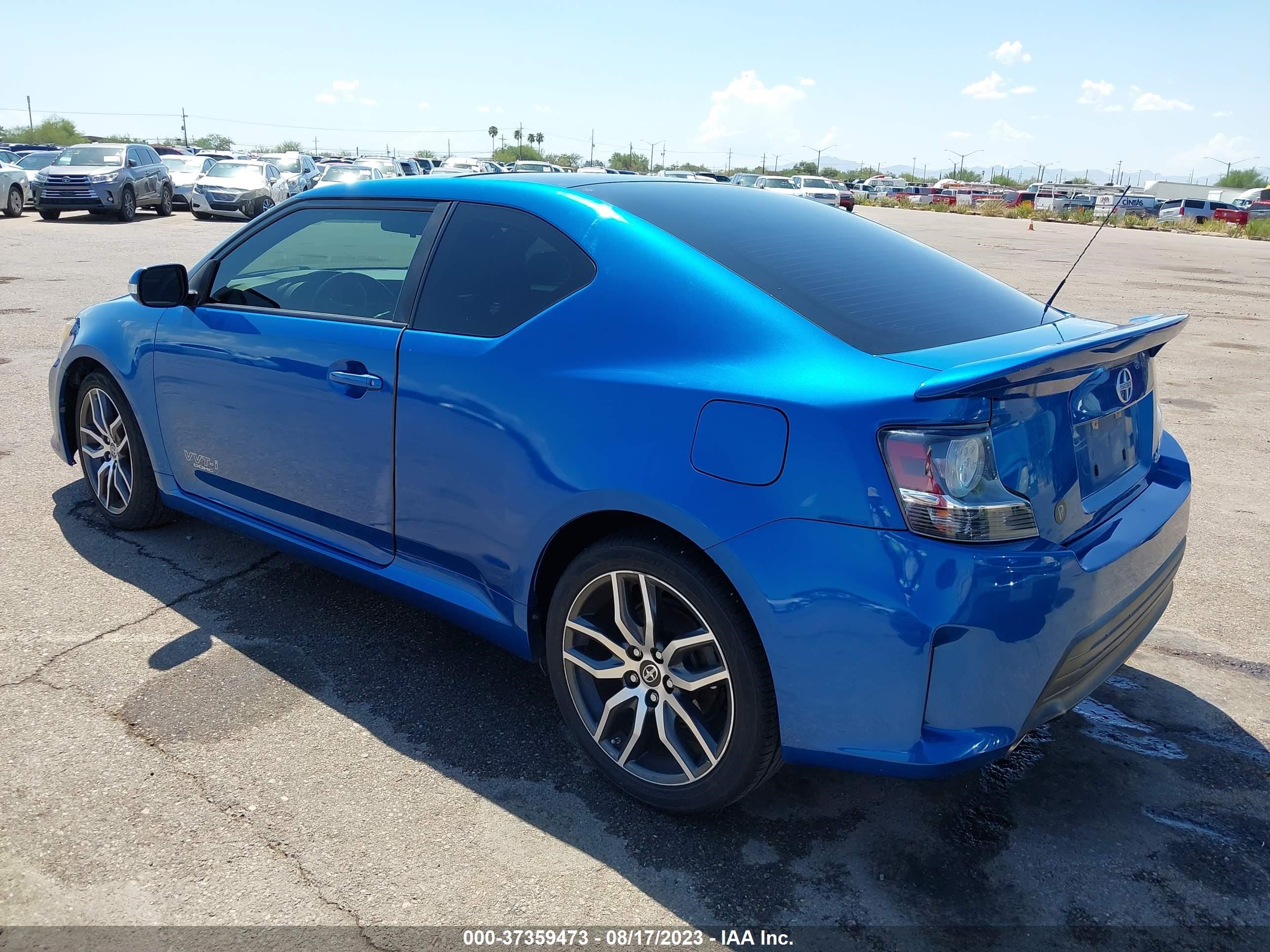 Photo 2 VIN: JTKJF5C72FJ002143 - SCION TC 