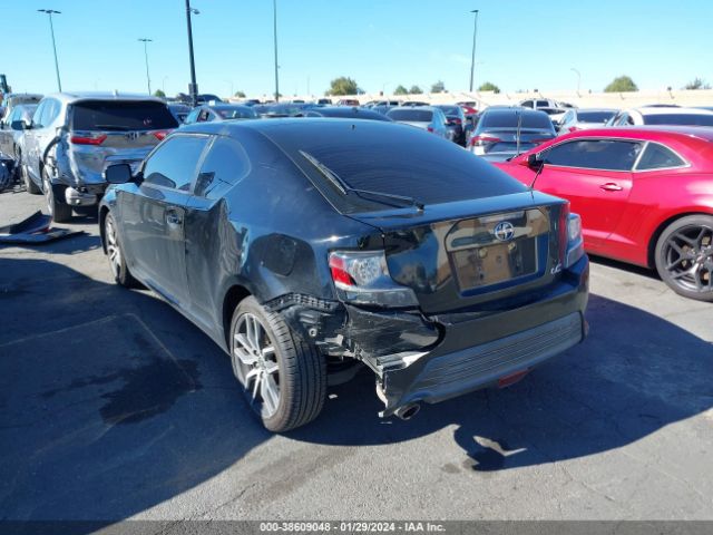 Photo 2 VIN: JTKJF5C72GJ018425 - SCION TC 