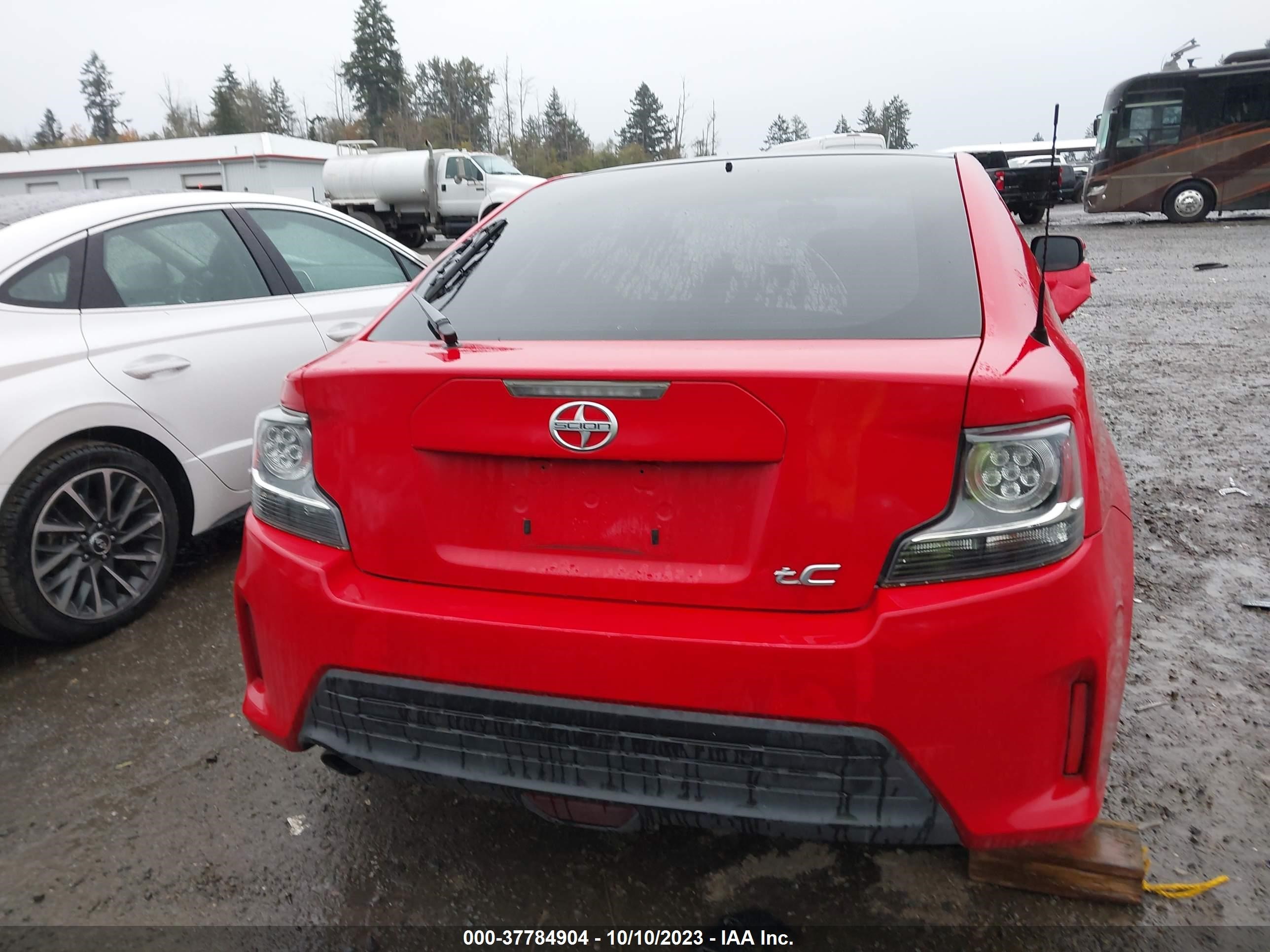 Photo 15 VIN: JTKJF5C72GJ022720 - SCION TC 