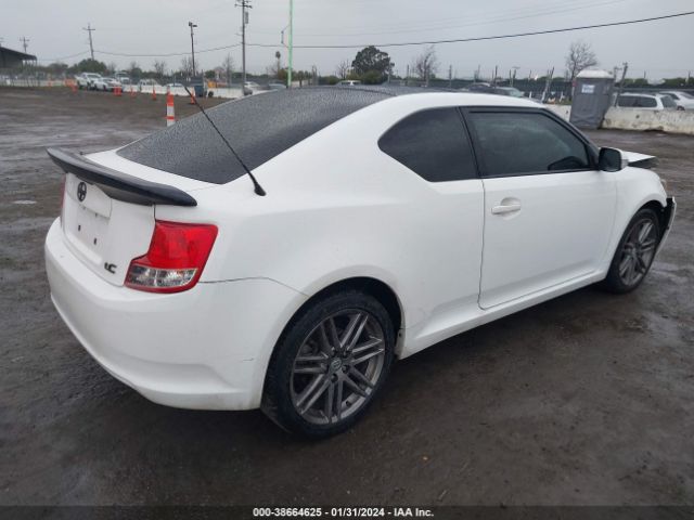 Photo 3 VIN: JTKJF5C73C3033871 - SCION TC 