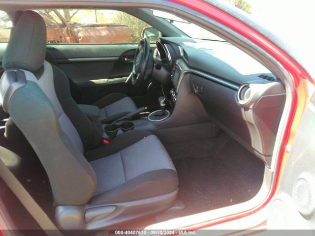 Photo 4 VIN: JTKJF5C73GJ021625 - TOYOTA SCION TC 