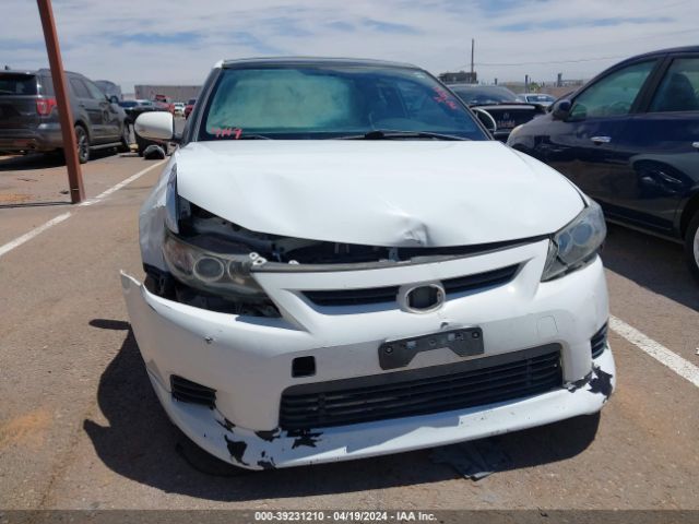 Photo 5 VIN: JTKJF5C74B3002868 - SCION TC 