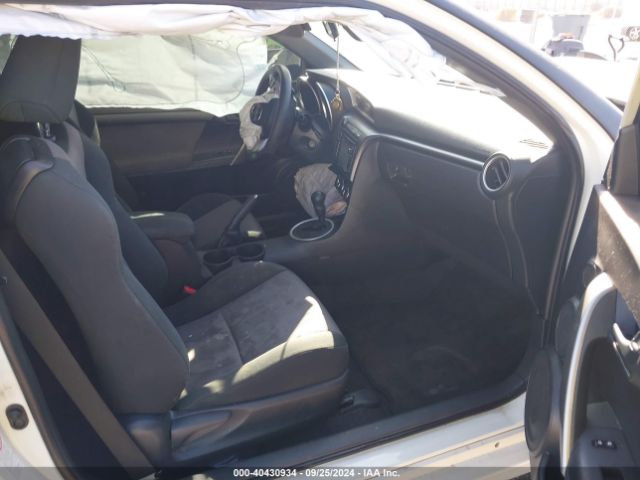 Photo 4 VIN: JTKJF5C74FJ001933 - TOYOTA SCION TC 