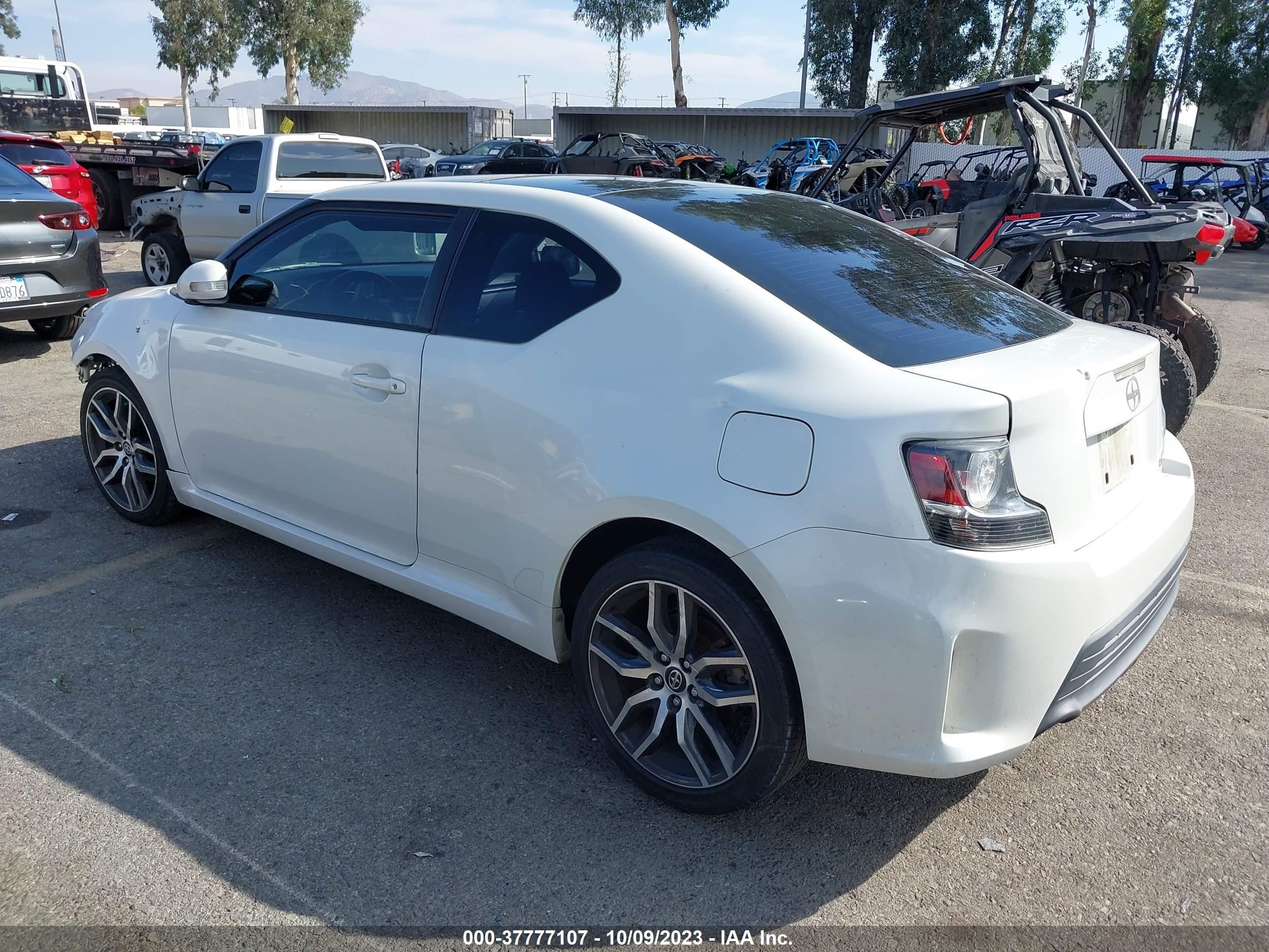 Photo 2 VIN: JTKJF5C74FJ013578 - SCION TC 