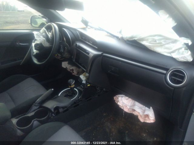 Photo 4 VIN: JTKJF5C74GJ013808 - SCION TC 