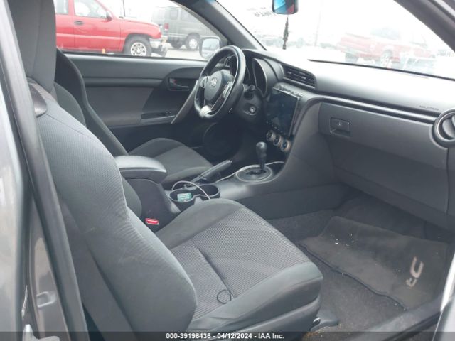 Photo 4 VIN: JTKJF5C75B3010199 - TOYOTA SCION TC 