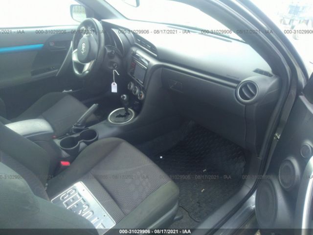 Photo 4 VIN: JTKJF5C75C3033533 - SCION TC 