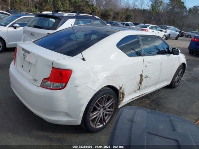 Photo 3 VIN: JTKJF5C75D3056876 - SCION TC 