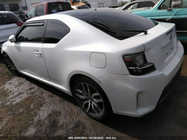 Photo 2 VIN: JTKJF5C75GJ018046 - SCION TC 