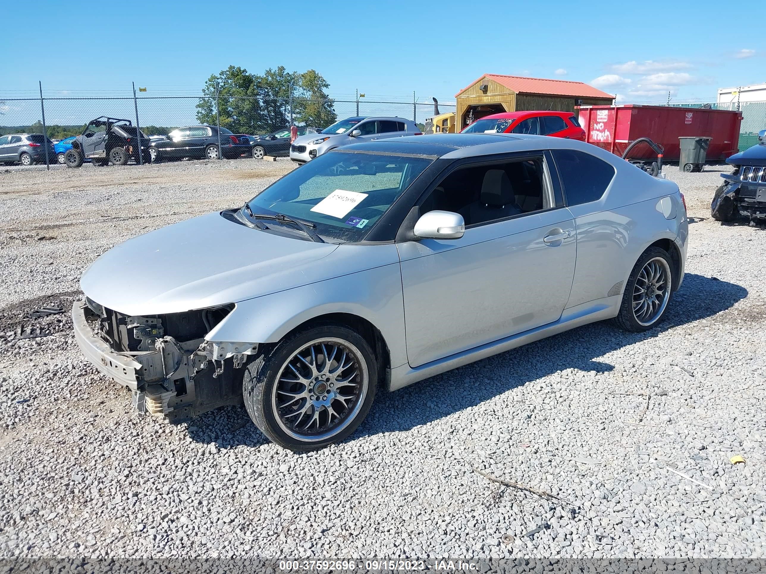 Photo 1 VIN: JTKJF5C76B3003178 - SCION TC 