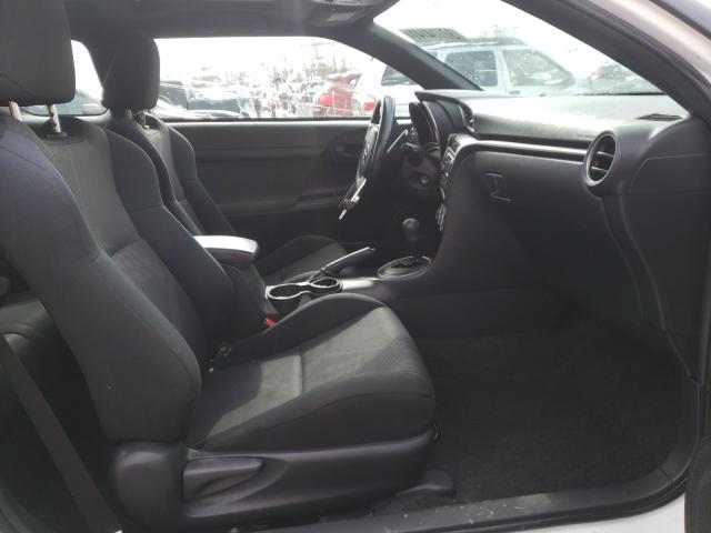 Photo 4 VIN: JTKJF5C76C3029765 - TOYOTA SCION TC 