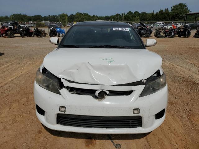 Photo 4 VIN: JTKJF5C76D3064162 - TOYOTA SCION 