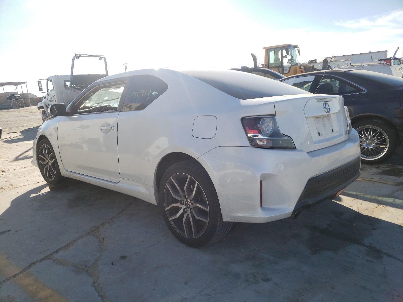 Photo 2 VIN: JTKJF5C76F3095981 - TOYOTA SCION TC 