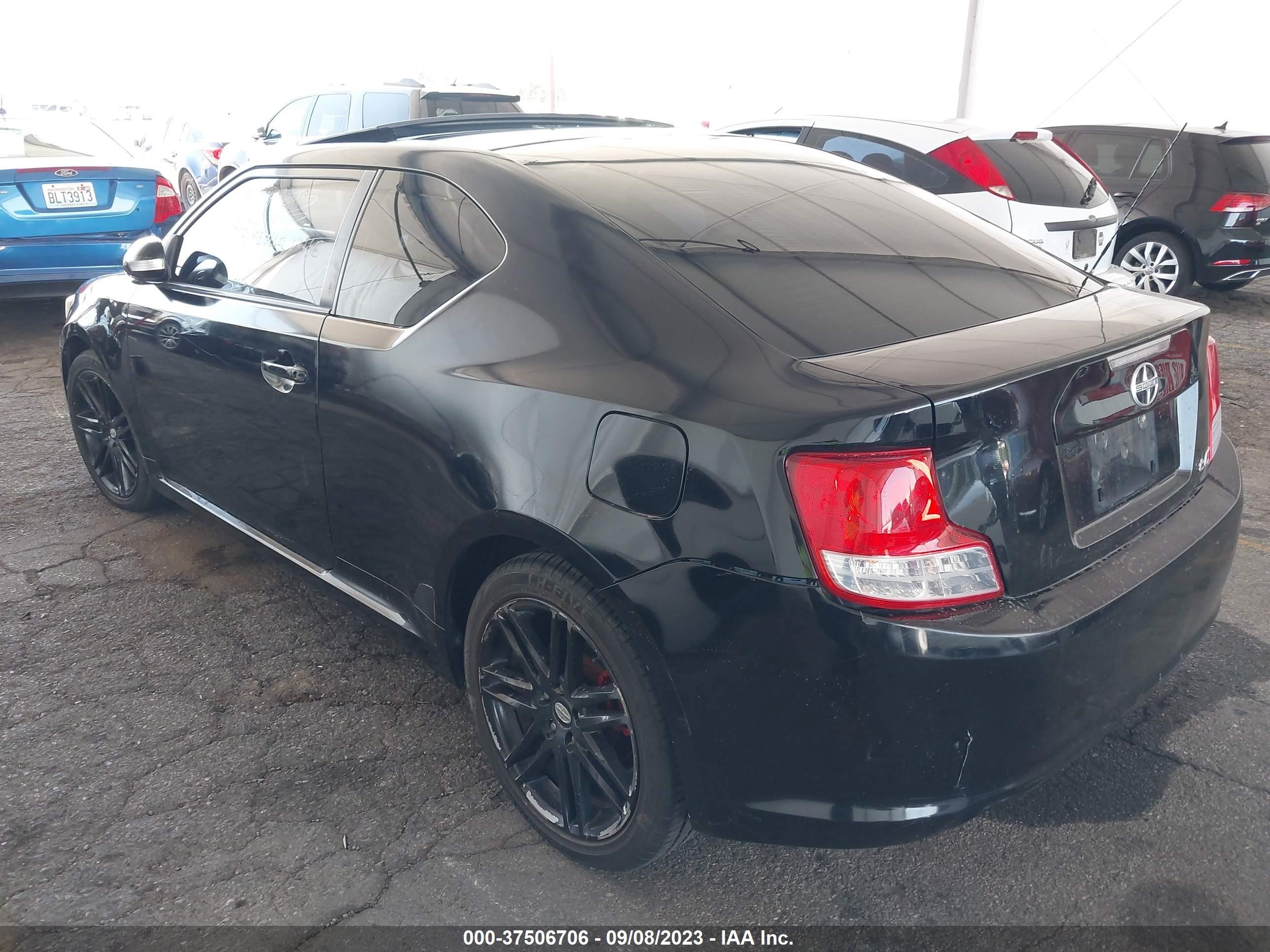 Photo 2 VIN: JTKJF5C77C3028611 - SCION TC 