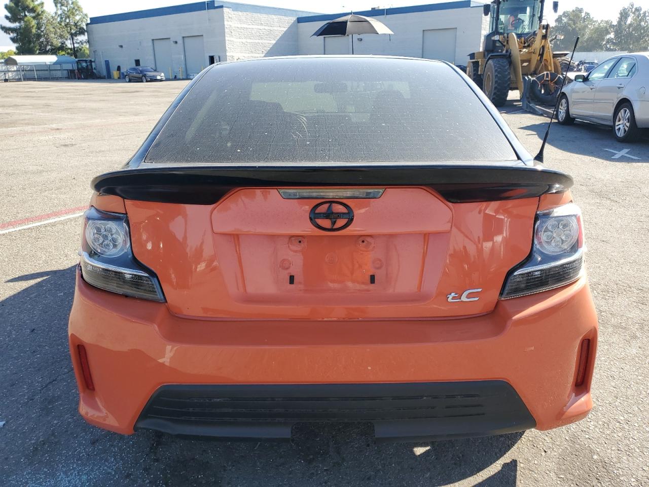 Photo 5 VIN: JTKJF5C77FJ007581 - SCION TC 