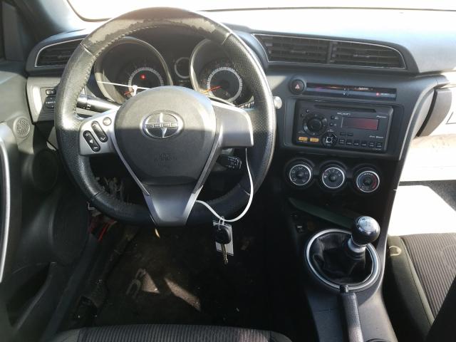 Photo 8 VIN: JTKJF5C78D3048013 - TOYOTA SCION TC 