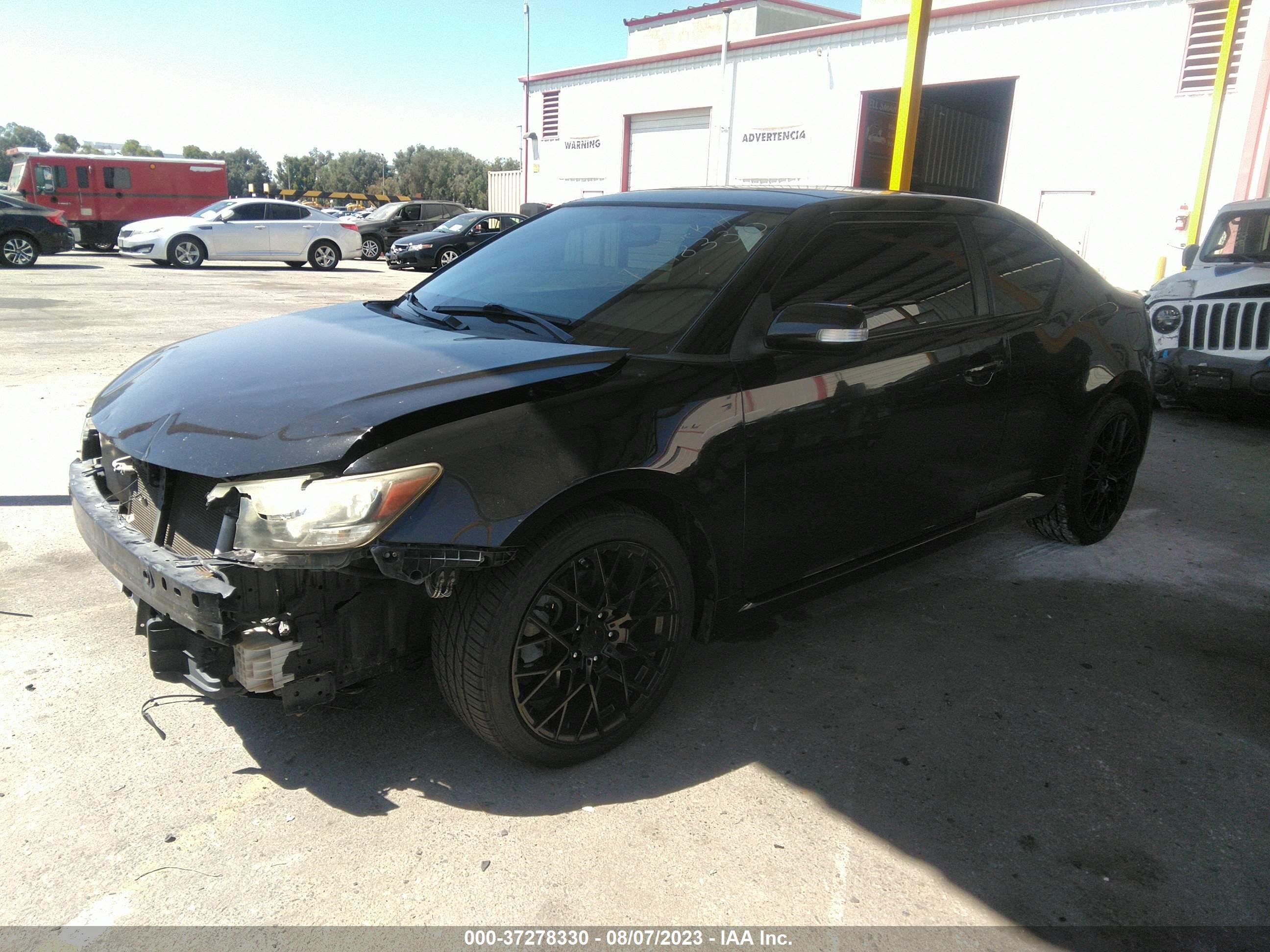 Photo 1 VIN: JTKJF5C78D3055057 - SCION TC 