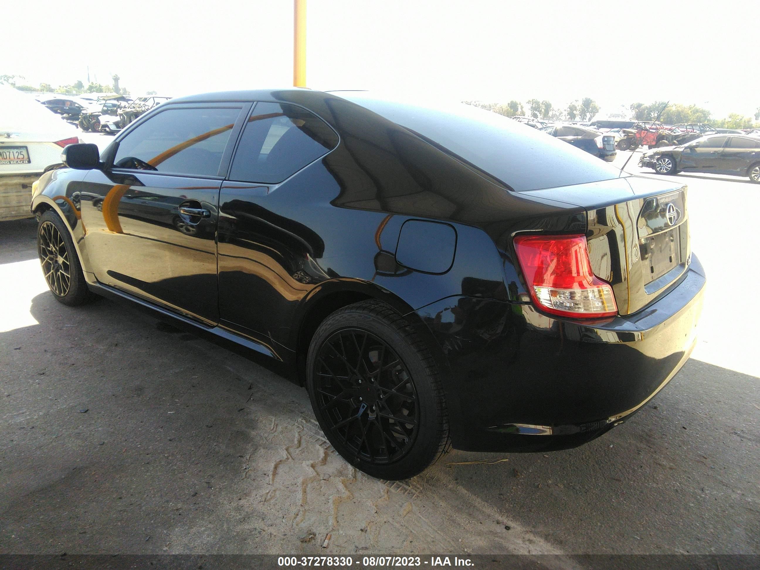 Photo 2 VIN: JTKJF5C78D3055057 - SCION TC 