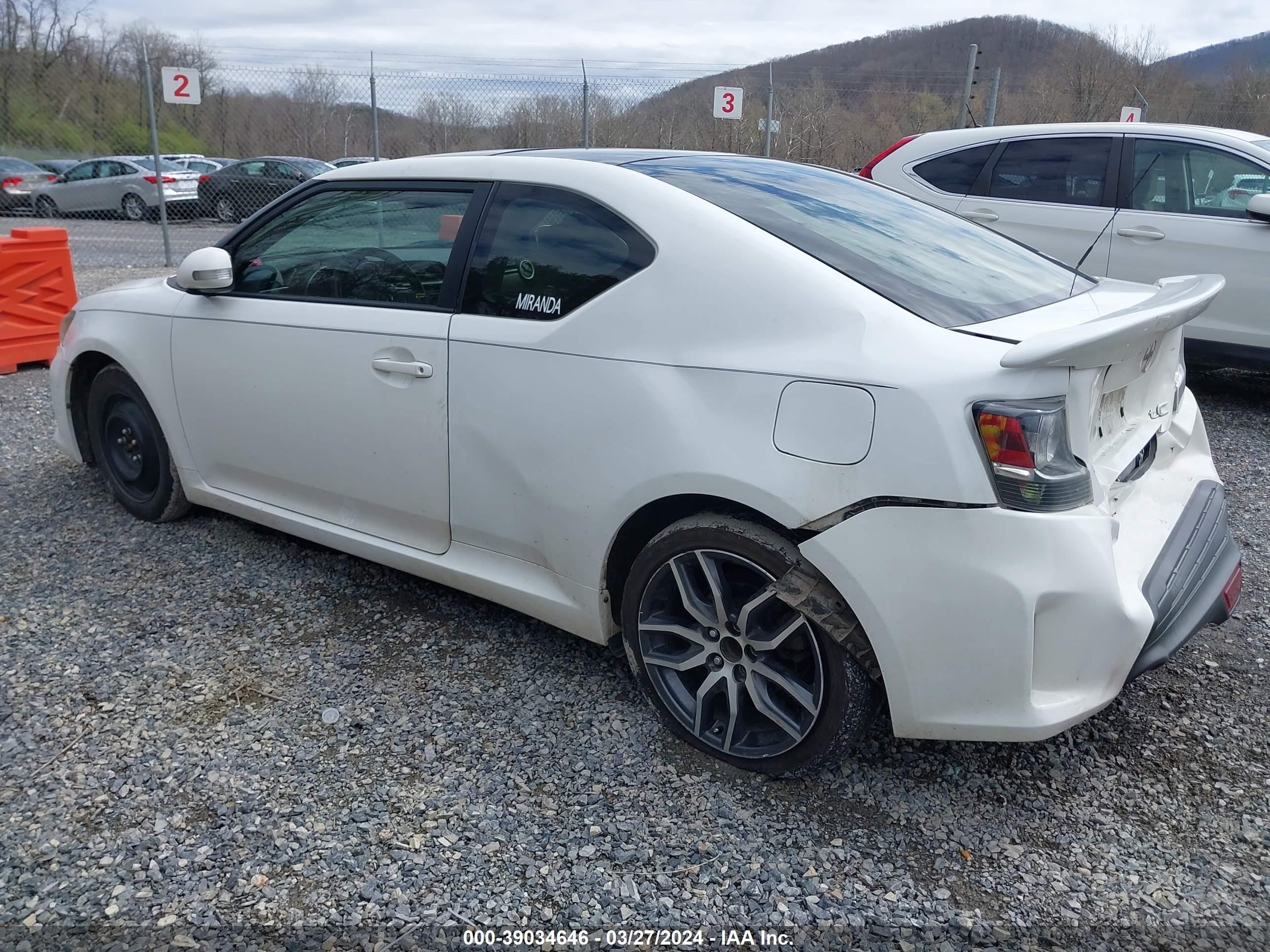 Photo 2 VIN: JTKJF5C78E3073804 - SCION TC 