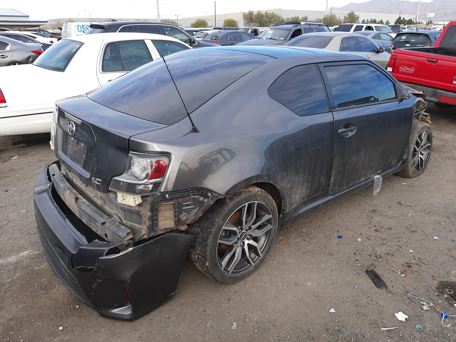 Photo 3 VIN: JTKJF5C78E3088609 - TOYOTA SCION TC 