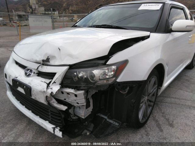 Photo 5 VIN: JTKJF5C79D3046173 - SCION TC 