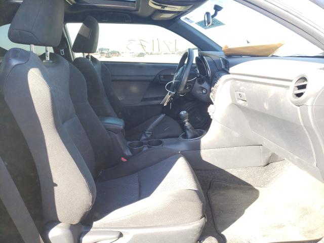 Photo 4 VIN: JTKJF5C79D3060803 - TOYOTA SCION TC 