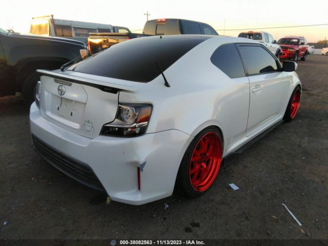 Photo 3 VIN: JTKJF5C79GJ014565 - SCION TC 