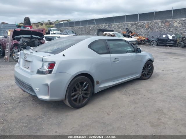 Photo 3 VIN: JTKJF5C7XE3070211 - SCION TC 