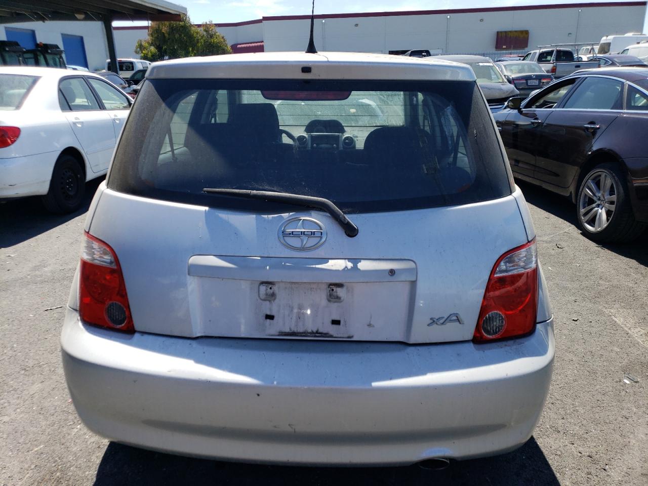 Photo 5 VIN: JTKKT604265003069 - SCION XA 