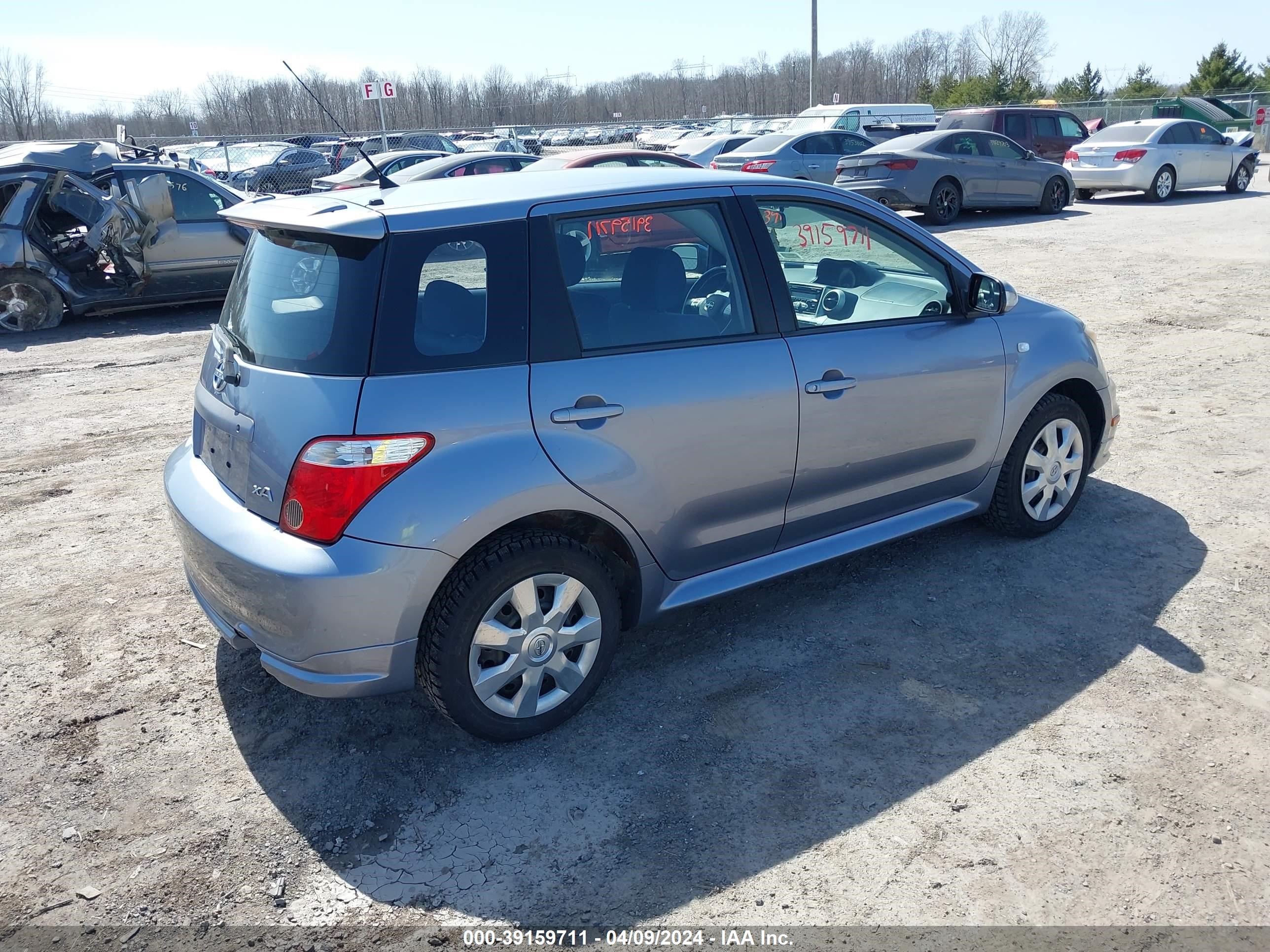 Photo 3 VIN: JTKKT604365011861 - SCION XA 