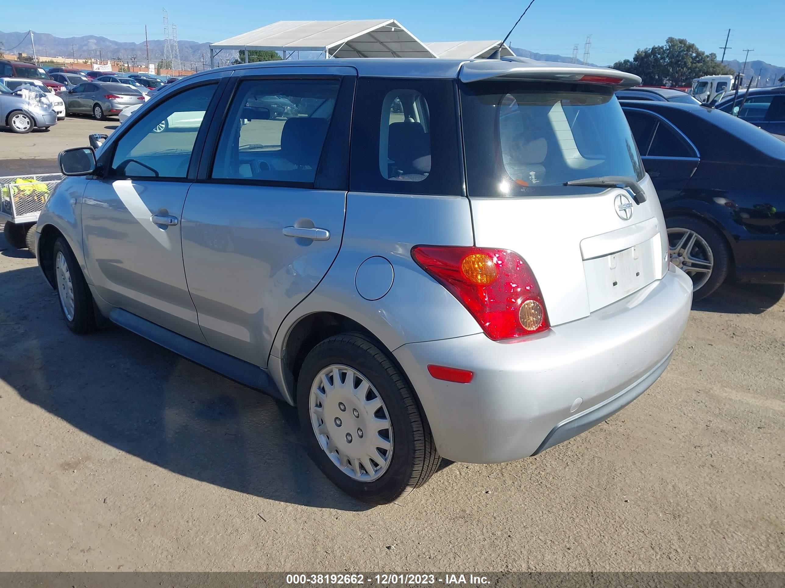 Photo 2 VIN: JTKKT604550113626 - SCION XA 