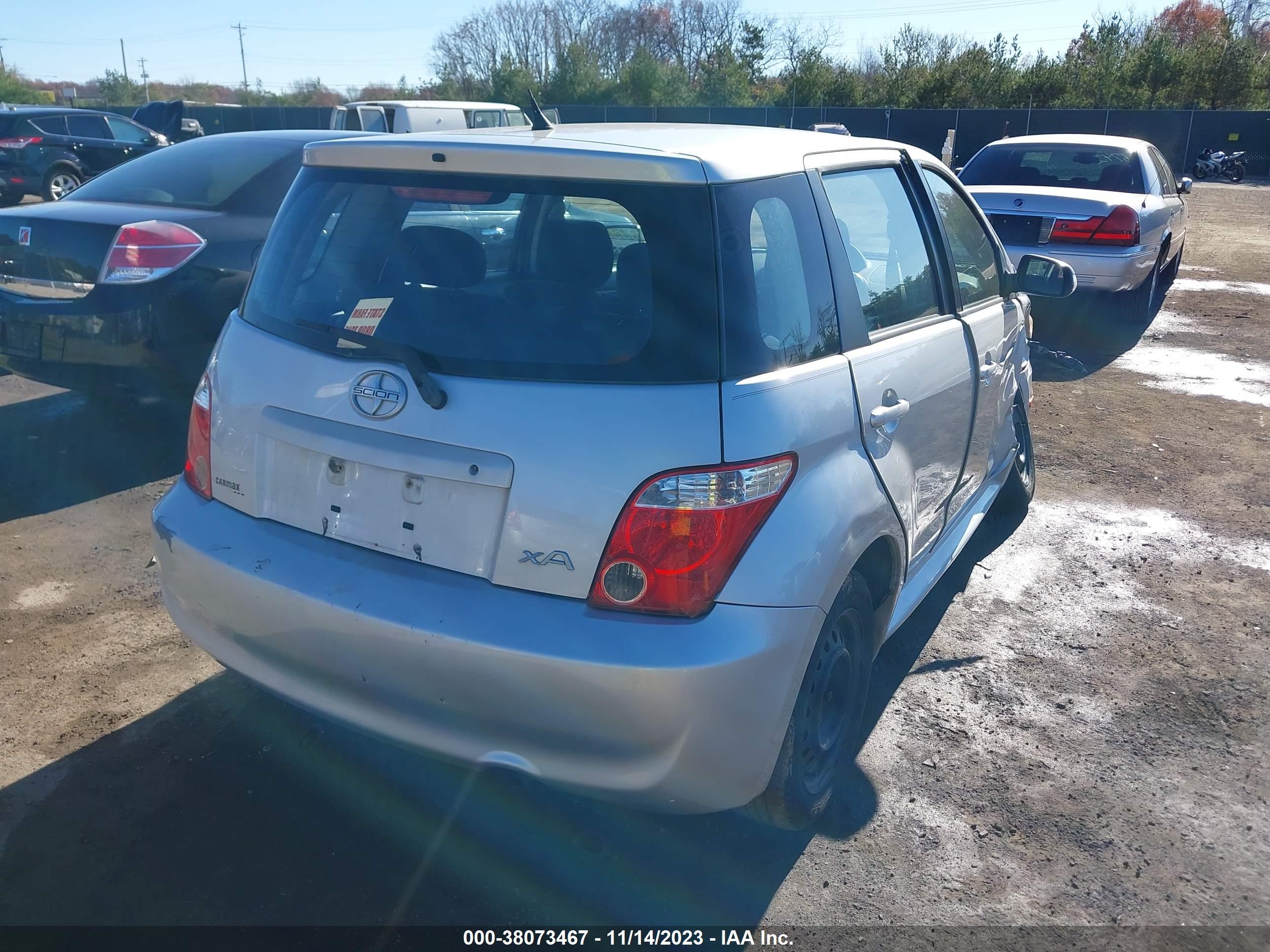 Photo 3 VIN: JTKKT604665003771 - SCION XA 