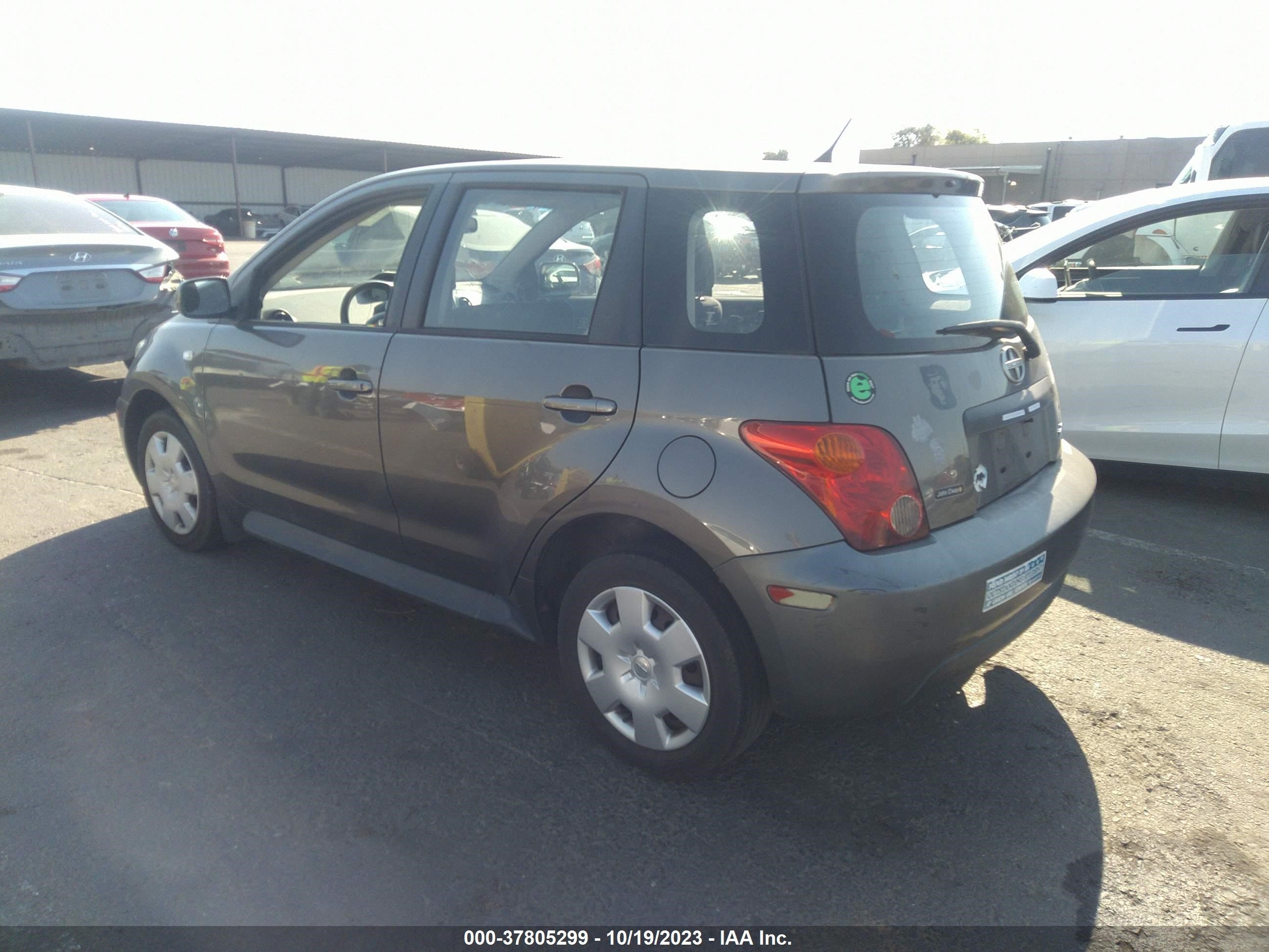 Photo 2 VIN: JTKKT624250088536 - SCION XA 