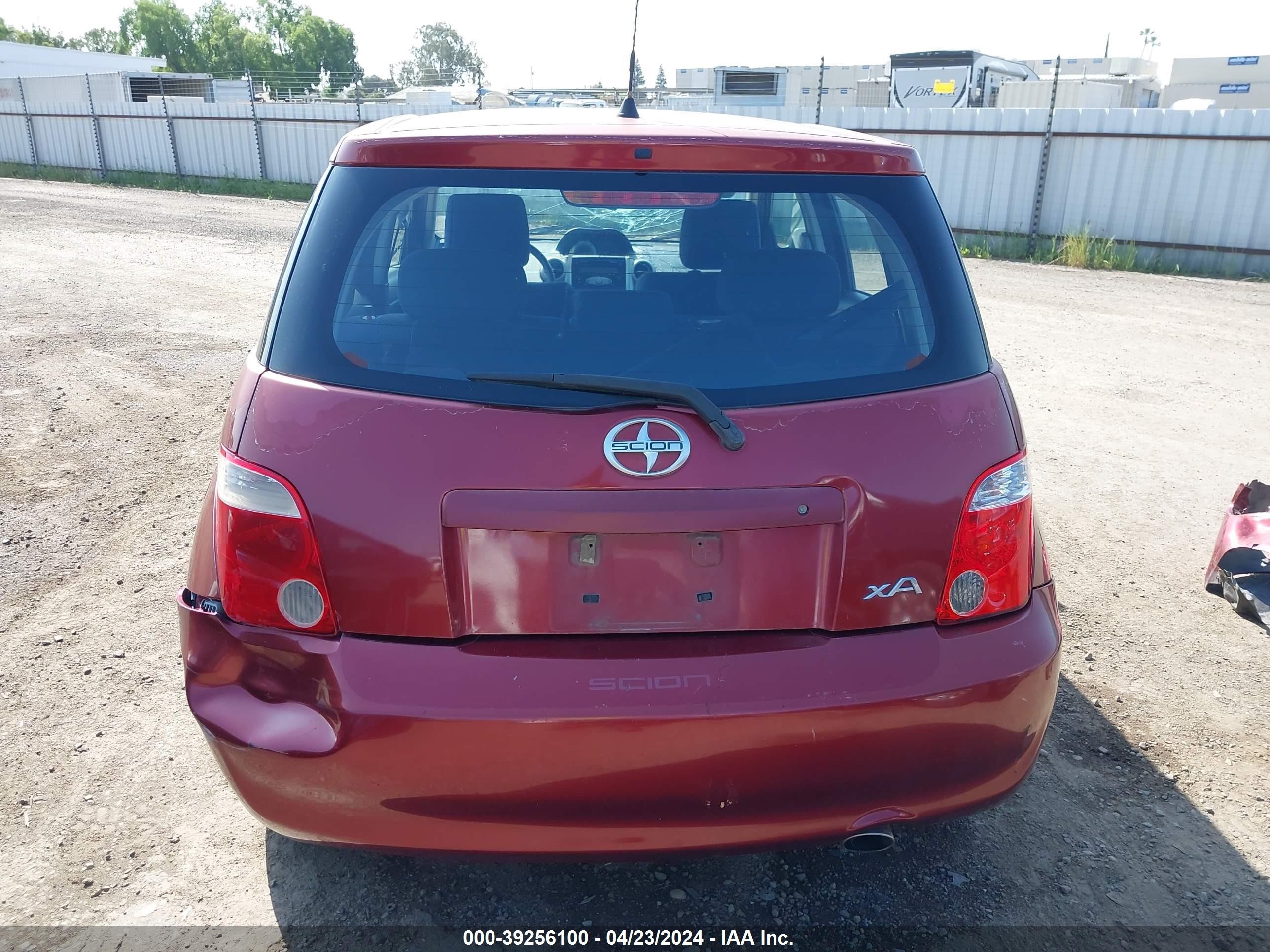 Photo 16 VIN: JTKKT624265011329 - SCION XA 