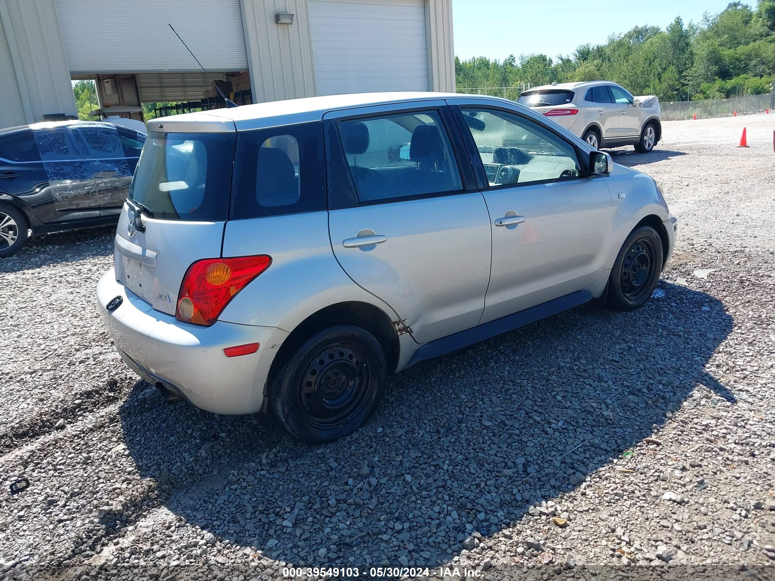 Photo 3 VIN: JTKKT624450082995 - SCION XA 