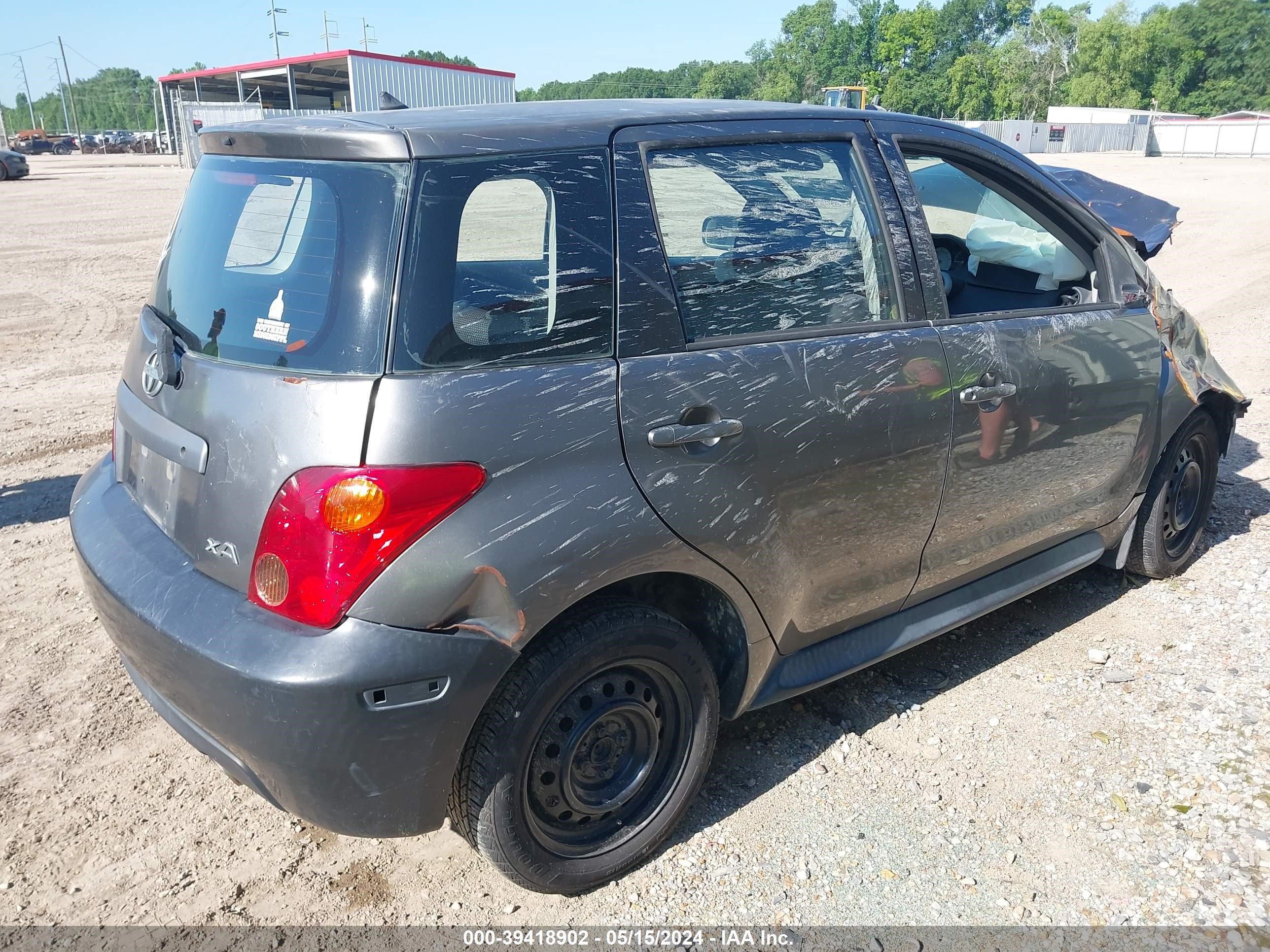 Photo 3 VIN: JTKKT624450118586 - SCION XA 