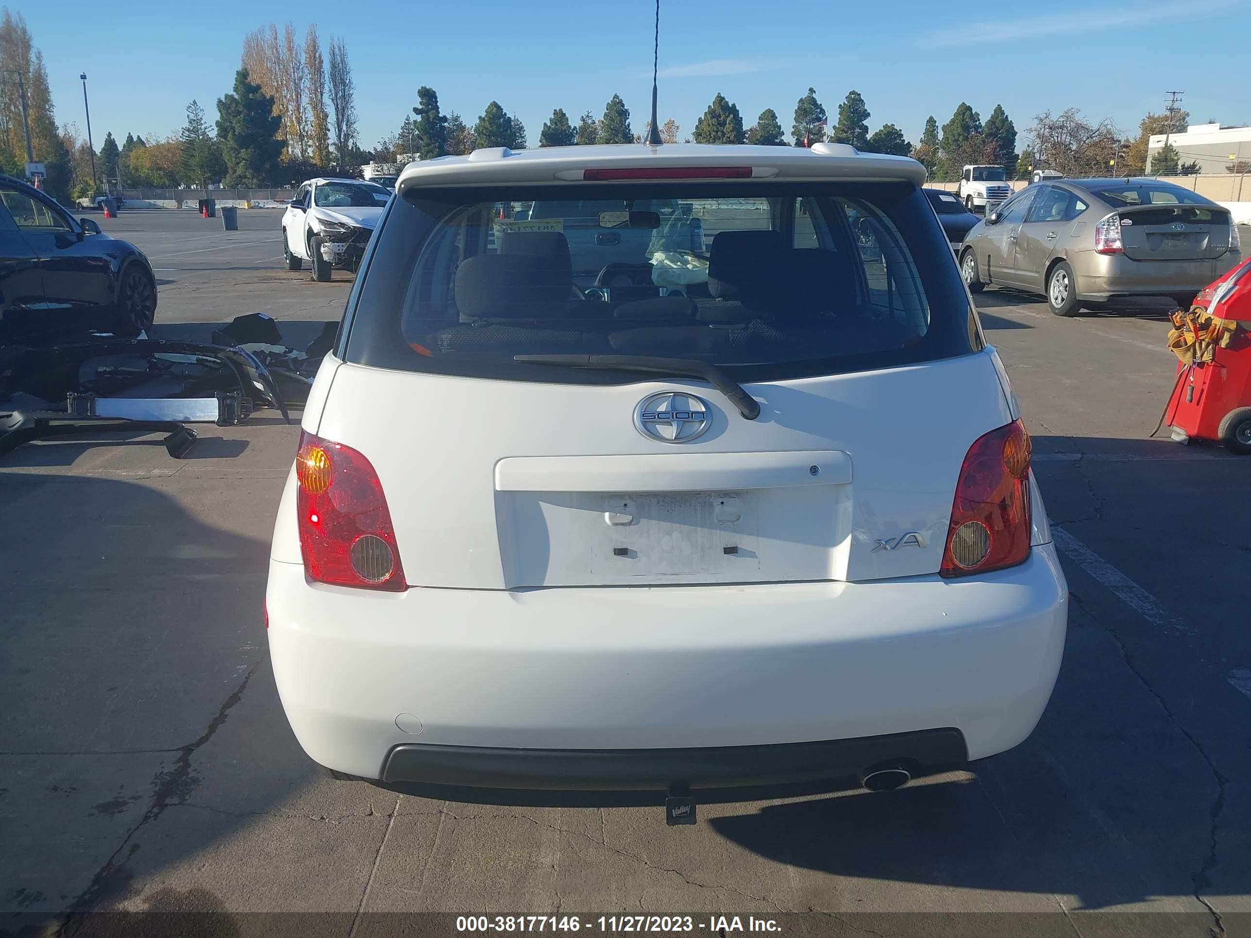 Photo 15 VIN: JTKKT624650089849 - SCION XA 