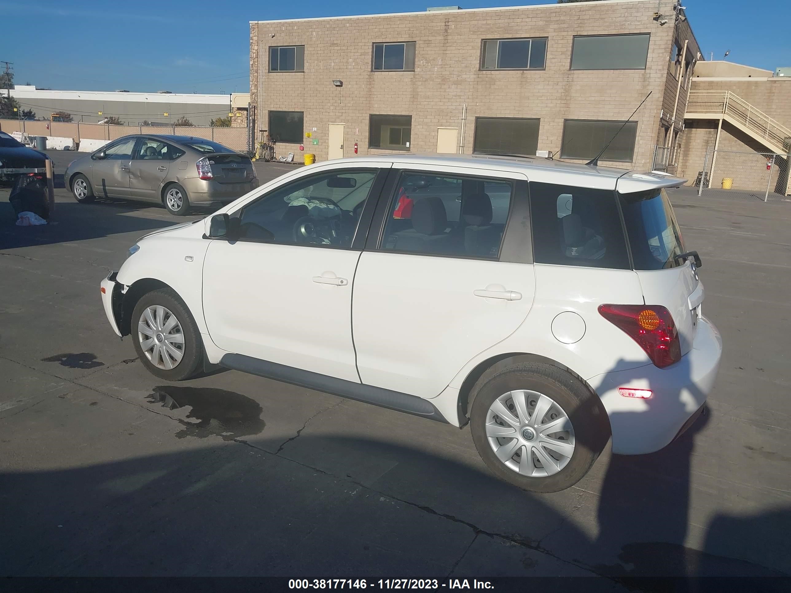 Photo 2 VIN: JTKKT624650089849 - SCION XA 