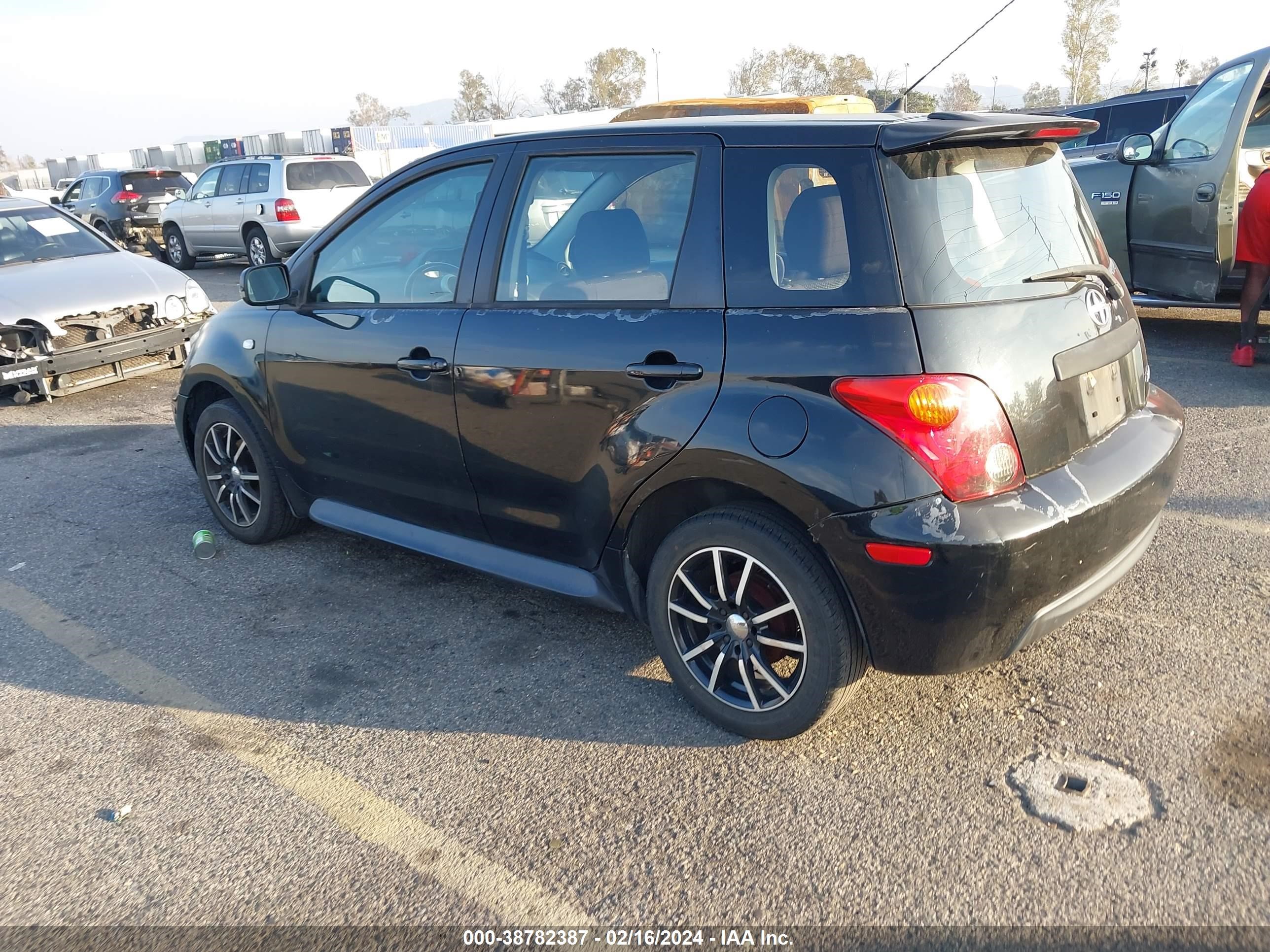 Photo 2 VIN: JTKKT624740051383 - SCION XA 