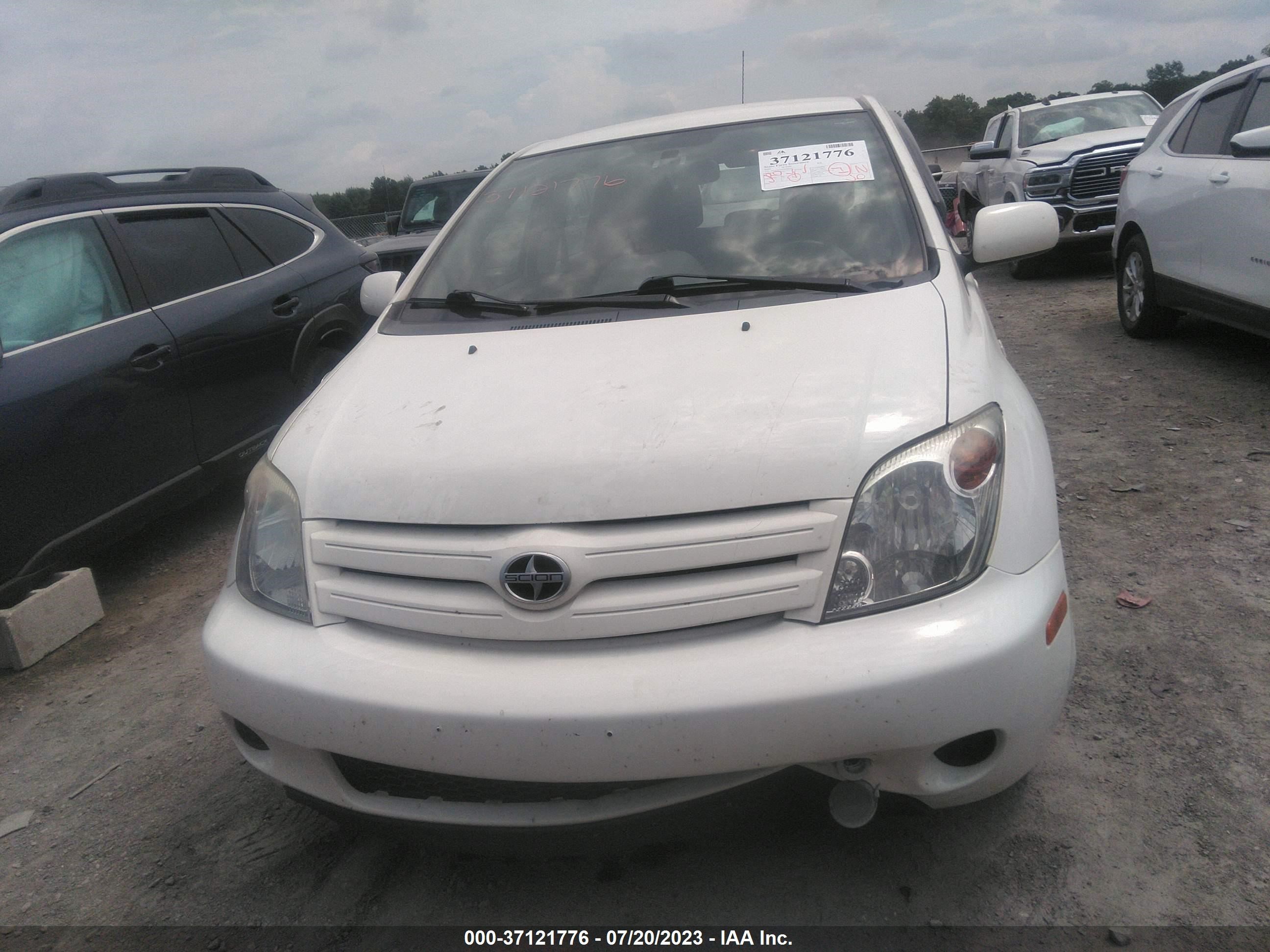 Photo 11 VIN: JTKKT624850080361 - SCION XA 