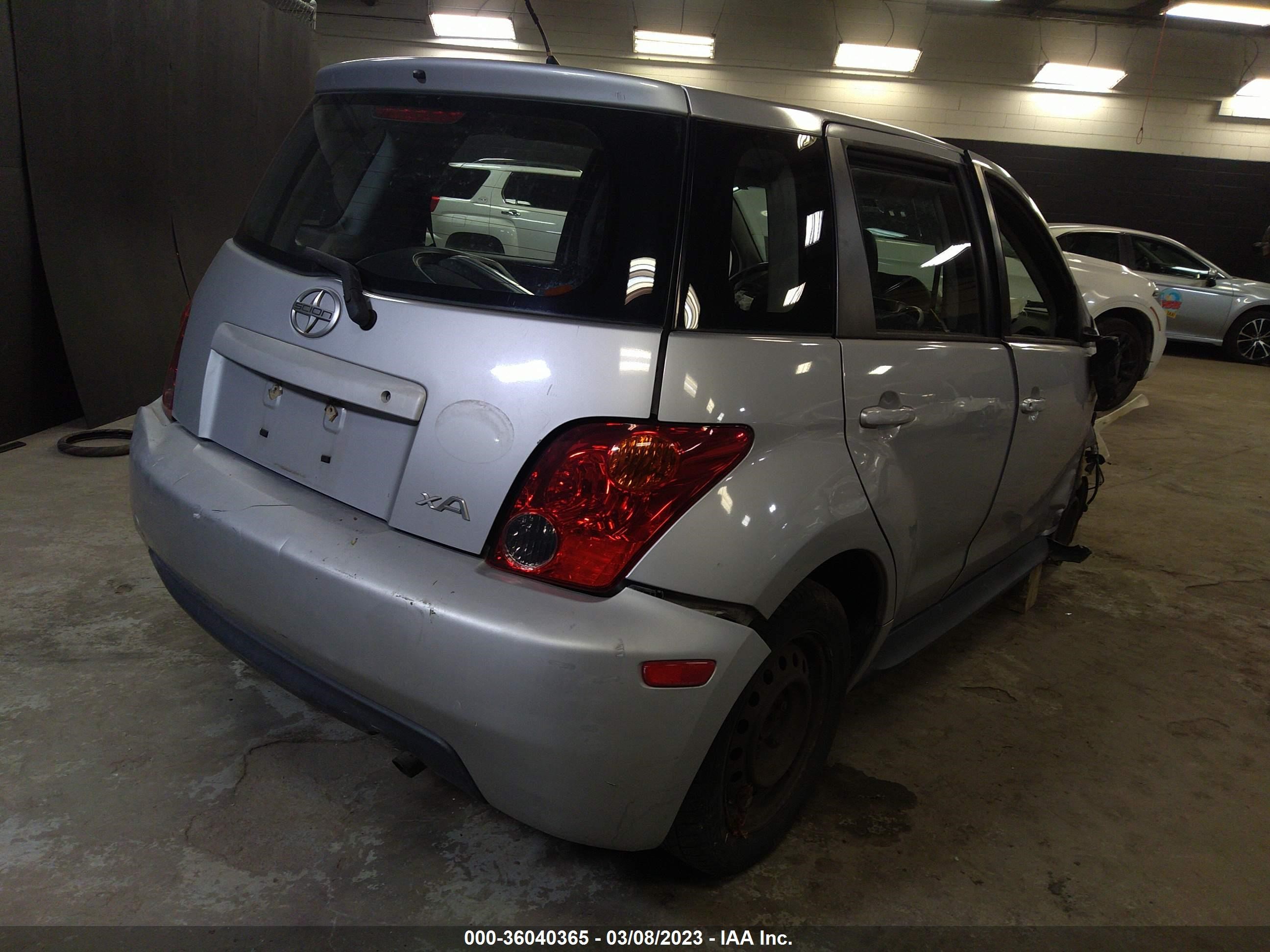 Photo 3 VIN: JTKKT624X50090129 - SCION XA 