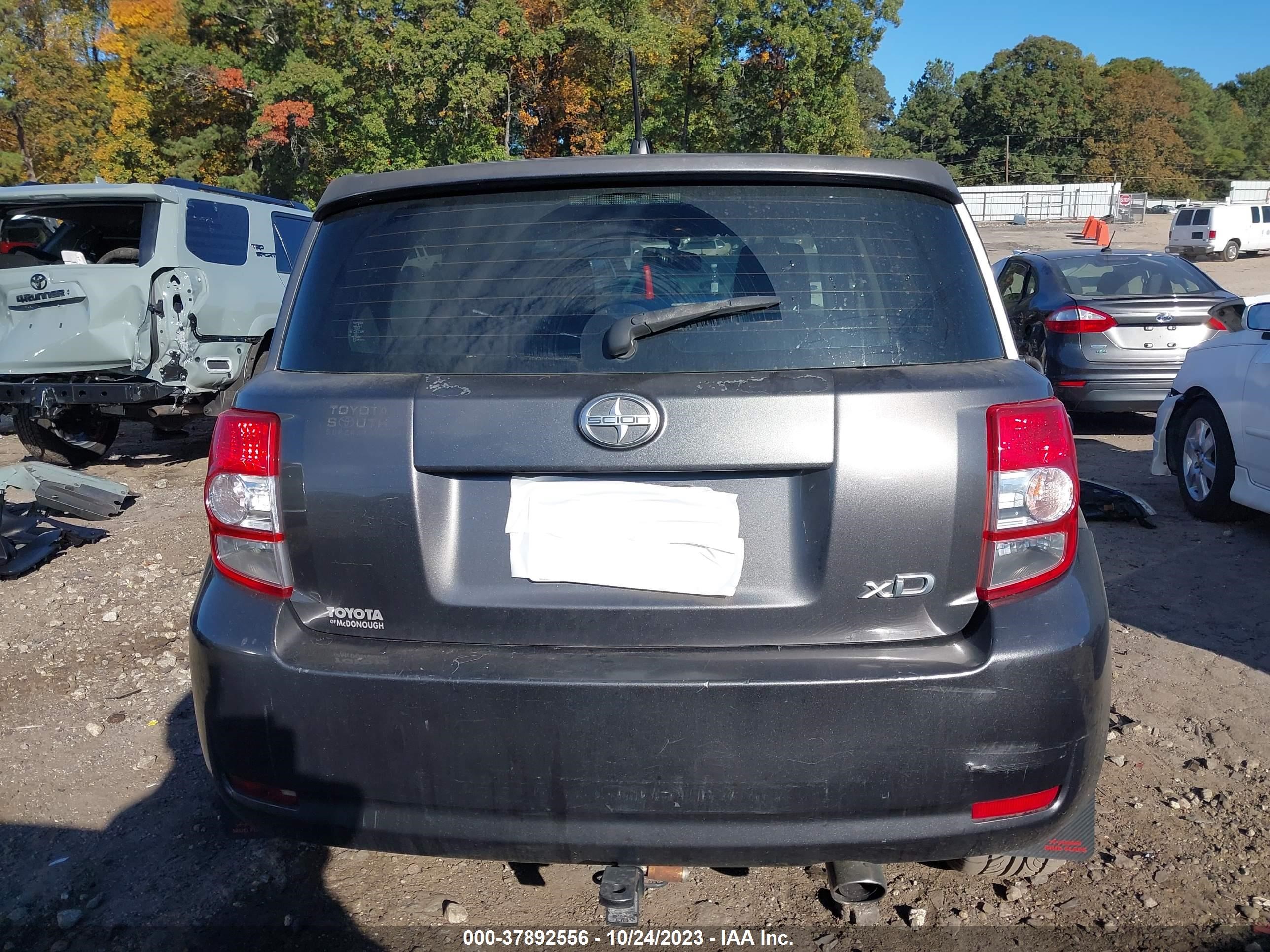 Photo 15 VIN: JTKKU10408J004313 - SCION XD 