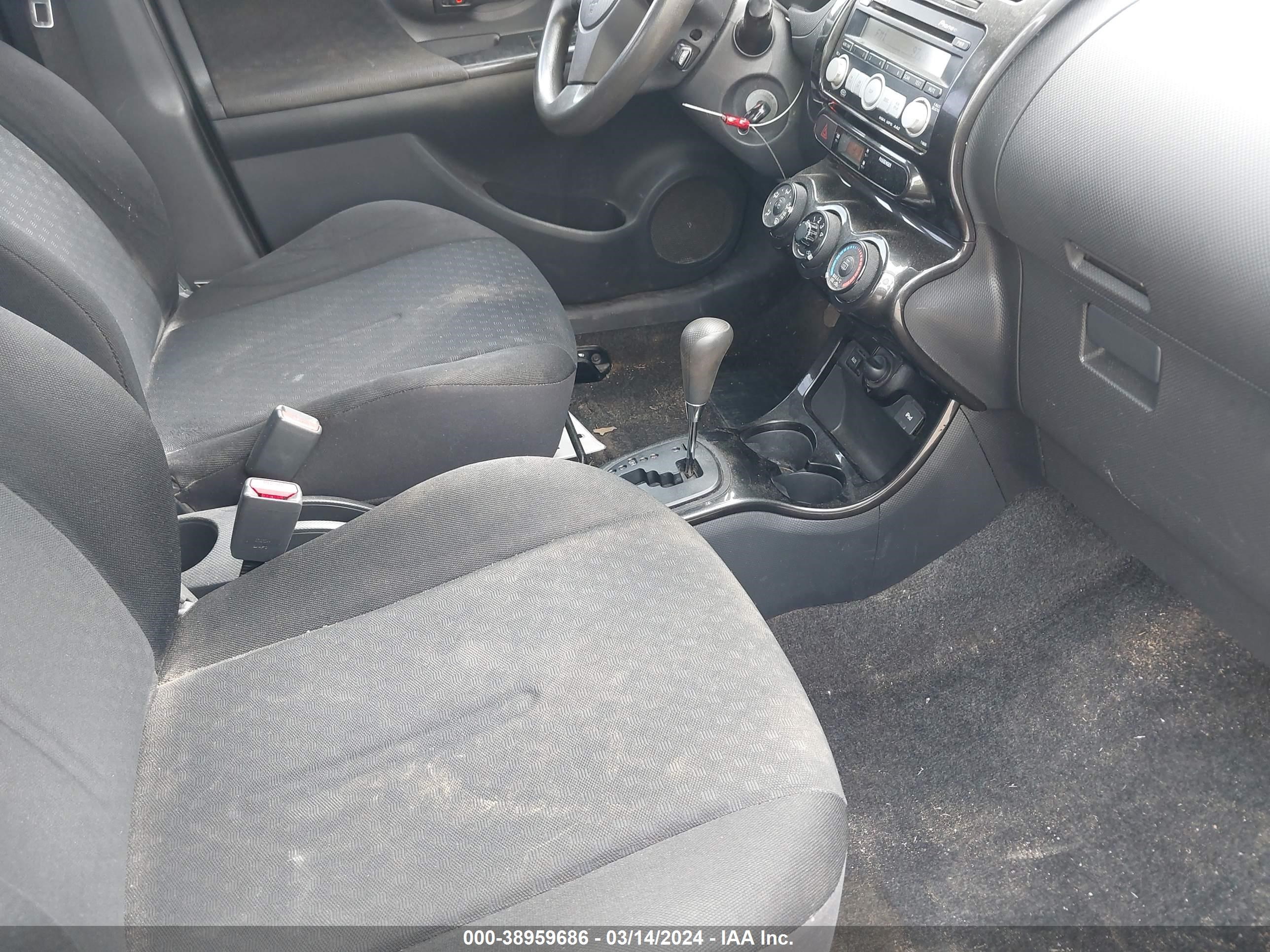 Photo 4 VIN: JTKKU10408J018244 - SCION XD 