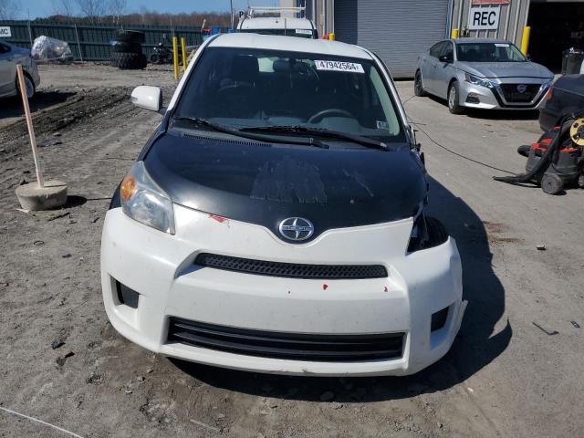 Photo 4 VIN: JTKKU10408J019135 - TOYOTA SCION 